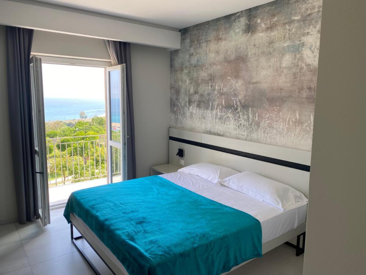 Aether Suites Tropea - Free Private Parking מראה חיצוני תמונה