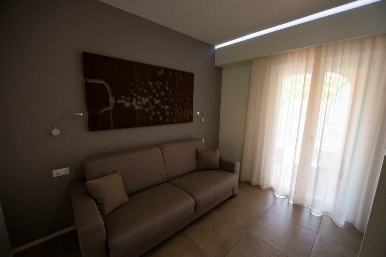 Aether Suites Tropea - Free Private Parking מראה חיצוני תמונה