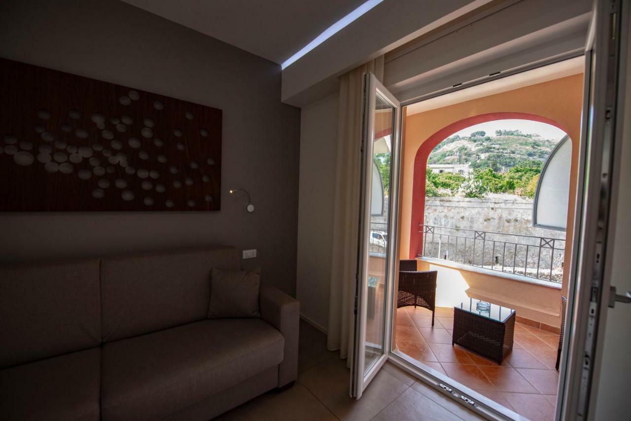 Aether Suites Tropea - Free Private Parking מראה חיצוני תמונה